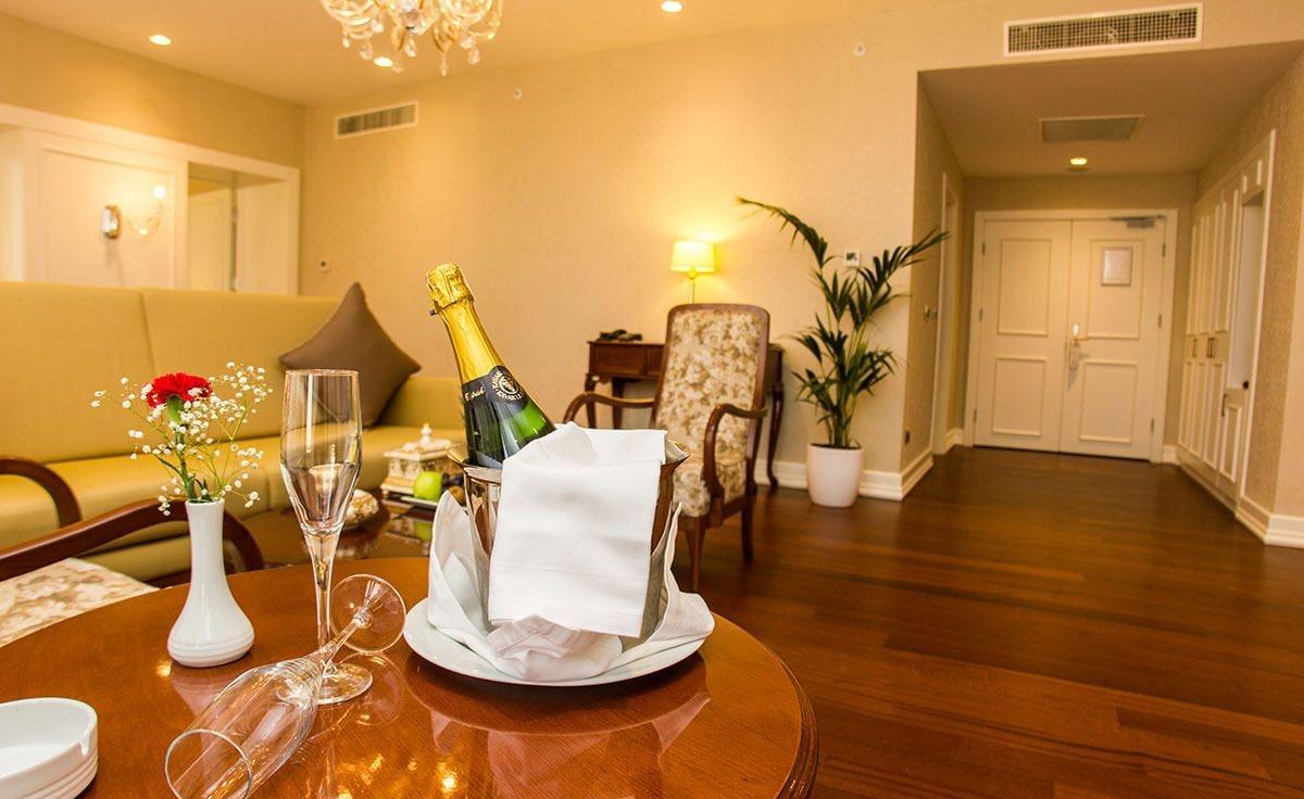 Barida Hotels ウスパルタ エクステリア 写真